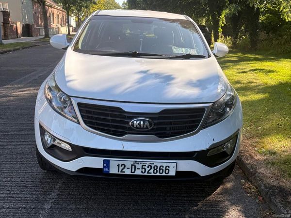 Kia Sportage SUV, Diesel, 2012, White