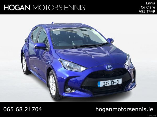Toyota Yaris Hatchback, Petrol Hybrid, 2024, Blue