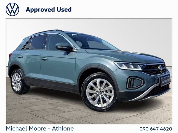 Volkswagen T-Roc SUV, Diesel, 2024, Blue