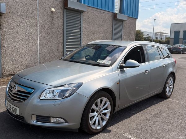 Vauxhall Insignia Estate, Diesel, 2013, Silver