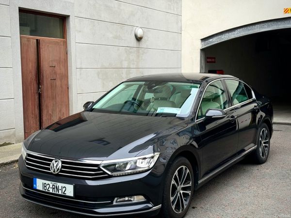 Volkswagen Passat Saloon, Diesel, 2018, Grey