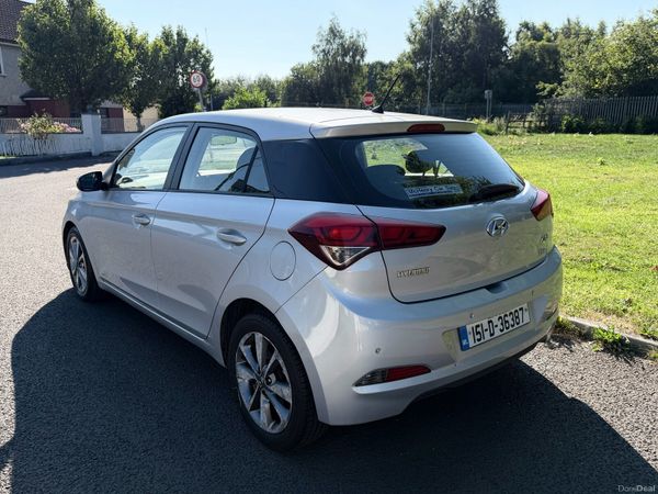 Hyundai i20 Hatchback, Petrol, 2015, Silver