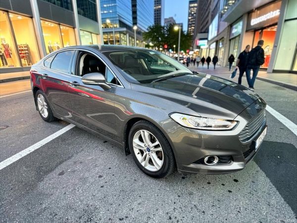 Ford Mondeo Hatchback, Diesel, 2017, Grey