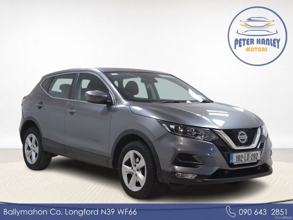 Nissan Qashqai Hatchback, Diesel, 2019, Grey