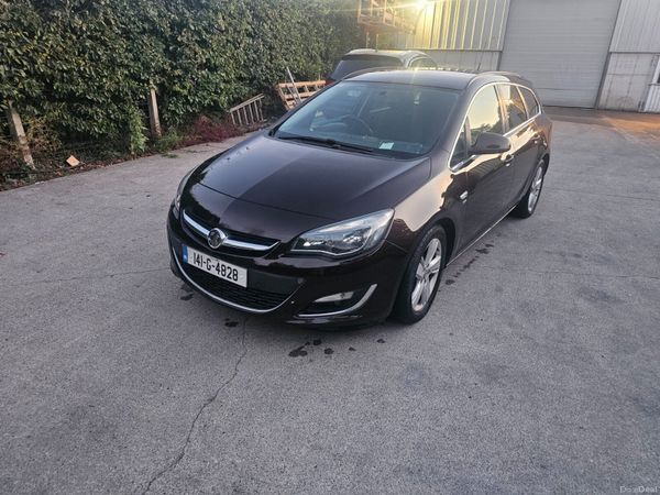 Vauxhall Astra Estate, Diesel, 2014, Brown