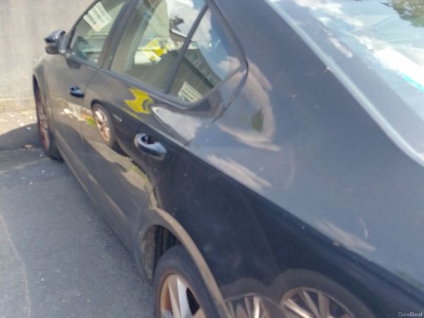 Skoda Octavia Saloon, Diesel, 2015, Black