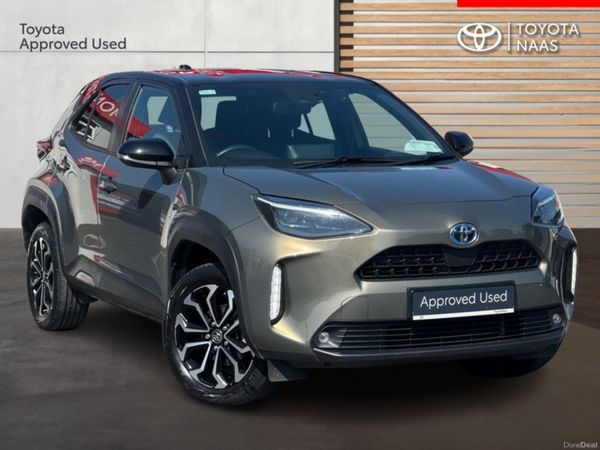Toyota Yaris Cross Hatchback, Petrol Hybrid, 2023, Green