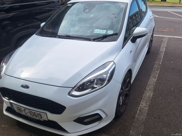 Ford Fiesta Hatchback, Petrol, 2018, White