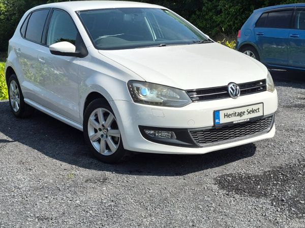 Volkswagen Polo Hatchback, Petrol, 2013, White