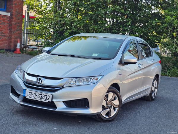 Honda Grace Saloon, Petrol Hybrid, 2015, Silver
