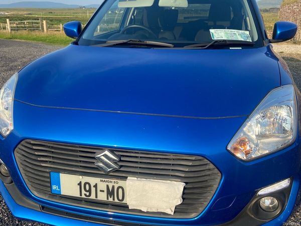Suzuki Swift Hatchback, Petrol, 2019, Blue