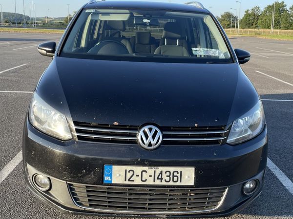 Volkswagen Touran MPV, Diesel, 2012, Black