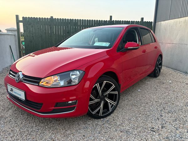 Volkswagen Golf Estate, Diesel, 2015, Red