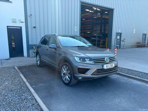Volkswagen Touareg SUV, Diesel, 2016, Grey