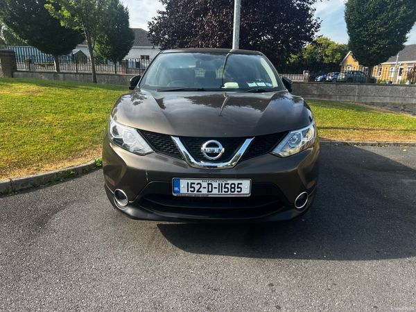 Nissan Qashqai Hatchback, Diesel, 2015, Brown