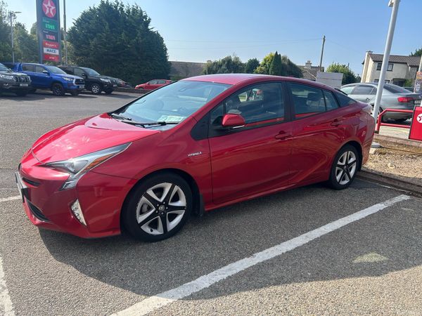Toyota Prius Hatchback, Petrol Hybrid, 2018, Red