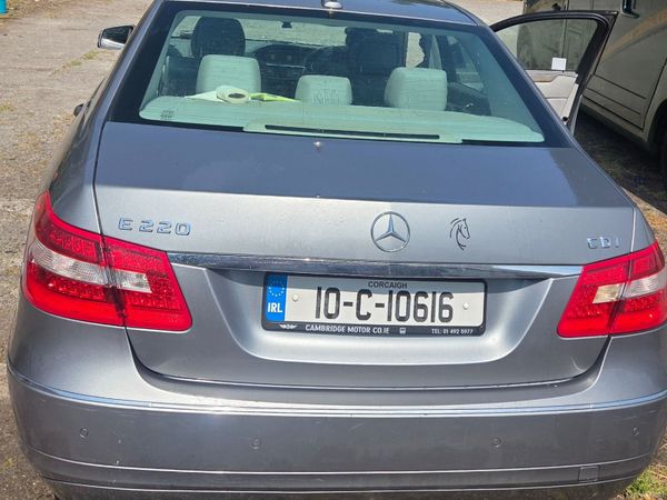 Mercedes-Benz E-Class Saloon, Diesel, 2010, Silver
