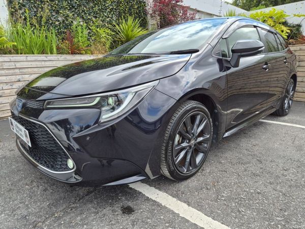 Toyota Corolla Estate, Petrol Hybrid, 2021, Black