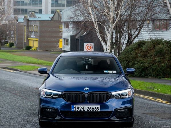 BMW 5-Series Saloon, Petrol Plug-in Hybrid, 2019, Blue