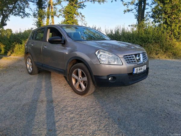 Nissan Qashqai Hatchback, Diesel, 2009, Brown