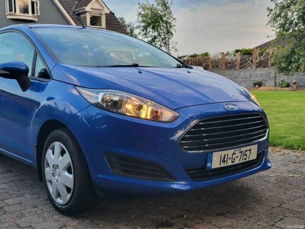 Ford Fiesta Hatchback, Petrol, 2014, Blue