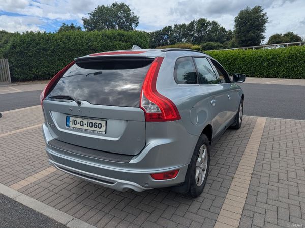 Volvo XC60 SUV, Diesel, 2010, Silver