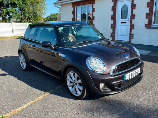 Mini Cooper Hatchback, Petrol, 2013, Brown