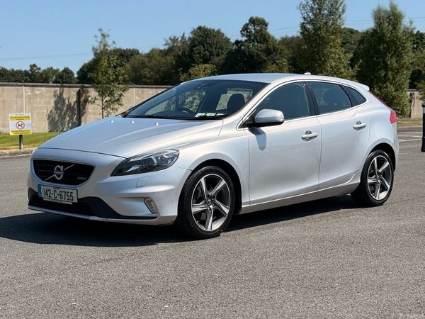 Volvo V40 Hatchback, Diesel, 2014, Silver