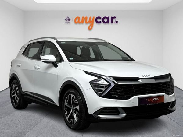 Kia Sportage MPV, Diesel, 2023, White