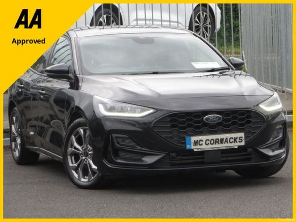 Ford Focus Hatchback, Petrol, 2024, Black