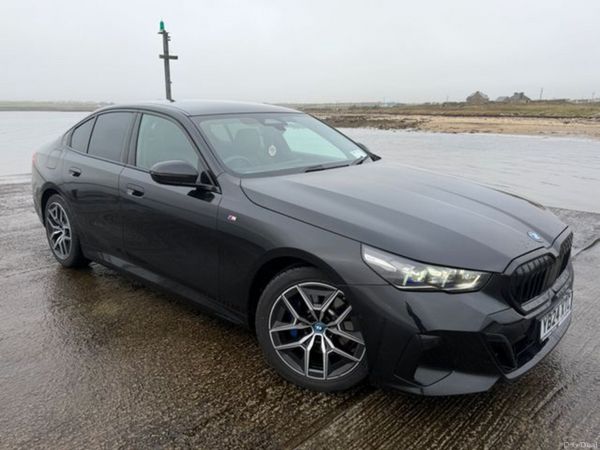 BMW 5-Series Saloon, Petrol Plug-in Hybrid, 2024, Black