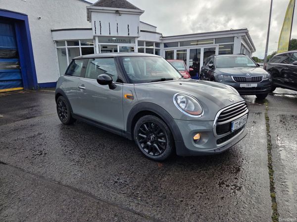 Mini Cooper Hatchback, Diesel, 2017, Grey