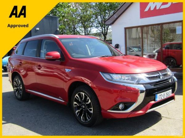 Mitsubishi Outlander Estate, Petrol Plug-in Hybrid, 2017, Red
