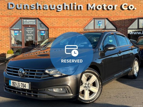 Volkswagen Passat Saloon, Diesel, 2019, Grey