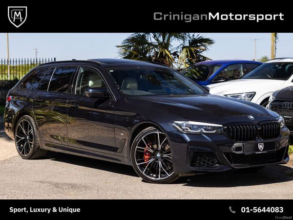 BMW 5-Series Estate, Petrol Plug-in Hybrid, 2021, Black