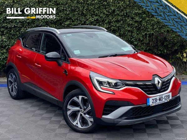 Renault Captur Hatchback, Petrol, 2023, Red