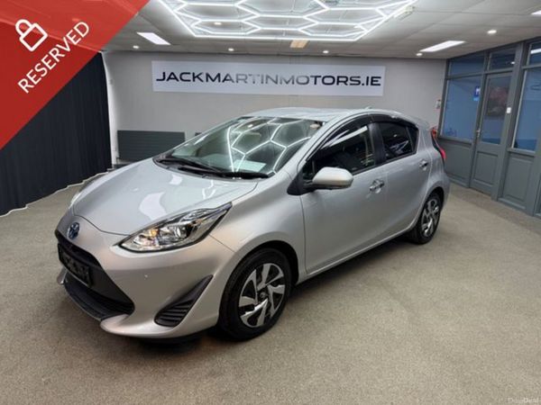 Toyota Aqua Hatchback, Petrol Hybrid, 2020, Silver