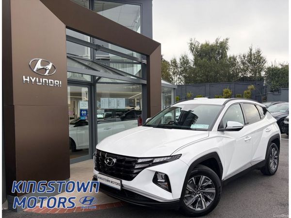 Hyundai Tucson MPV, Petrol Hybrid, 2023, White