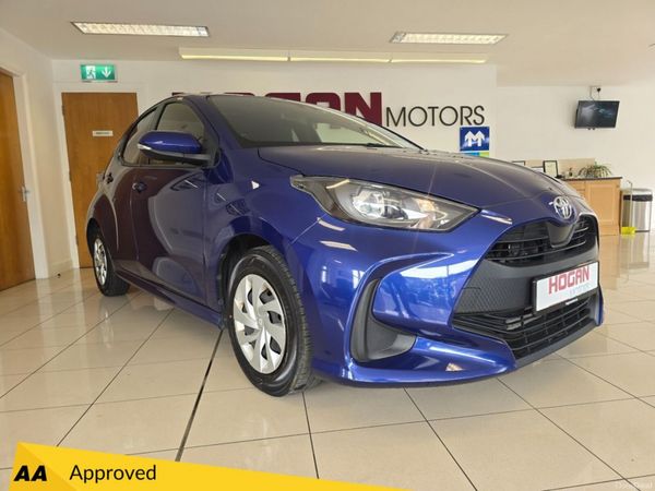 Toyota Yaris Hatchback, Petrol, 2022, Blue