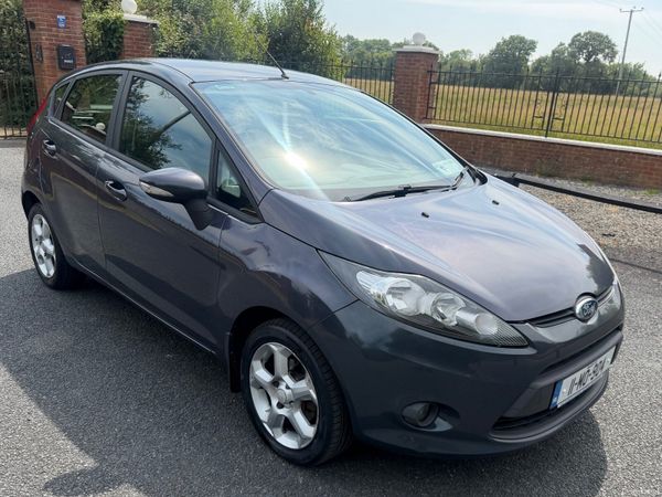 Ford Fiesta Hatchback, Petrol, 2011, Blue