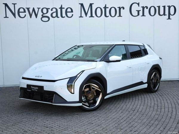 Kia EV4 Hatchback, Electric, 2026, White