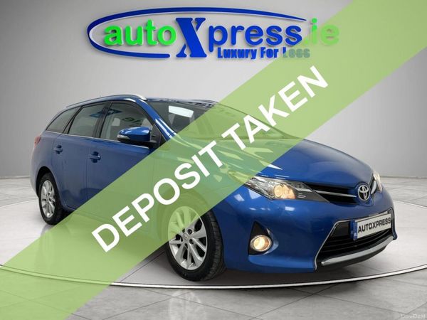 Toyota Auris Estate, Petrol, 2015, Blue
