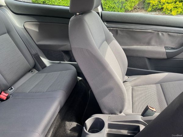 Volkswagen Golf Hatchback, Petrol, 2009, Grey