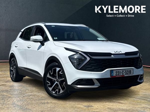 Kia Sportage MPV, Diesel Hybrid, 2023, White