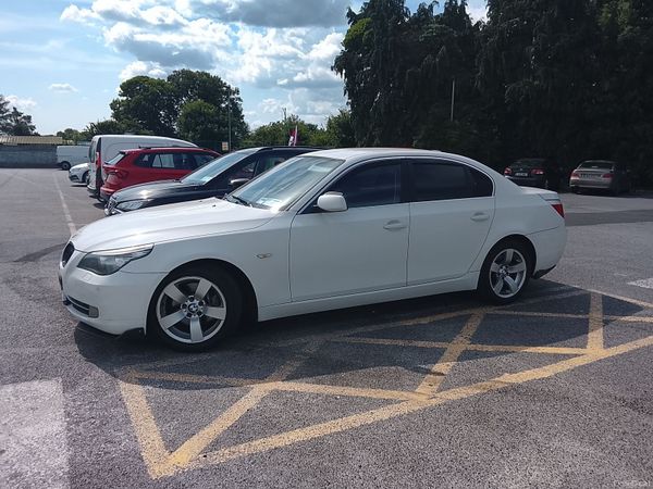 BMW 5-Series Saloon, Diesel, 2009, White