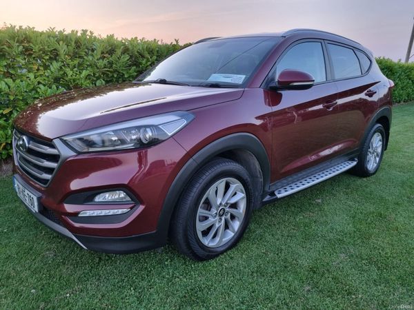 Hyundai Tucson SUV, Diesel, 2016, Red