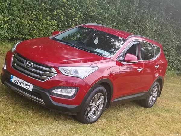 Hyundai Santa Fe SUV, Diesel, 2015, Red