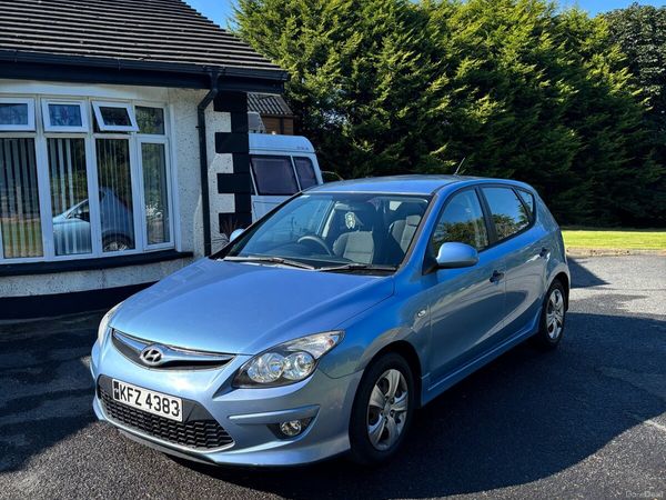 Hyundai i30 Hatchback, Petrol, 2011, Blue