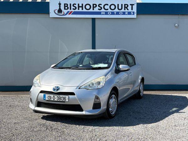 Toyota Aqua Hatchback, Petrol Hybrid, 2013, Silver