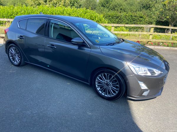 Ford Focus Hatchback, Diesel, 2019, Grey